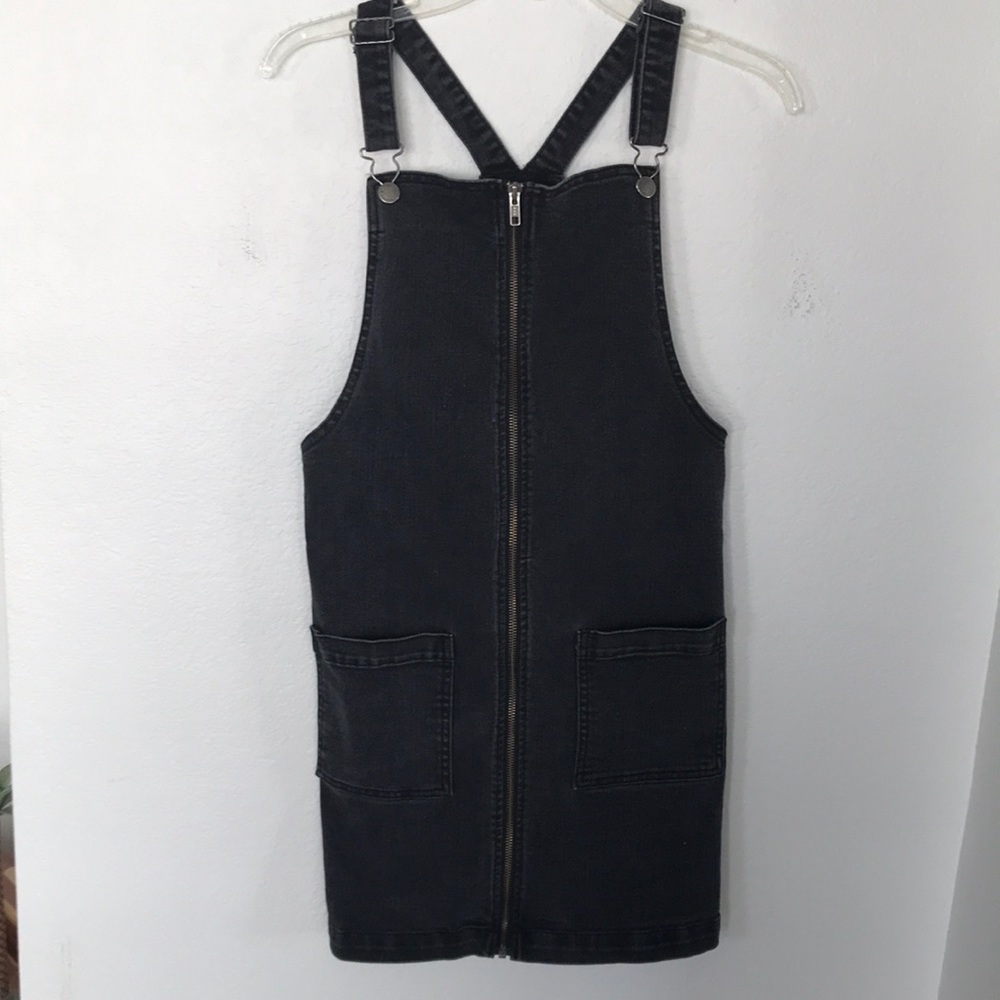 ART CLASS JUMPER SKIRT GIRLS SIZE 18 BLACK JEAN MATERIAL